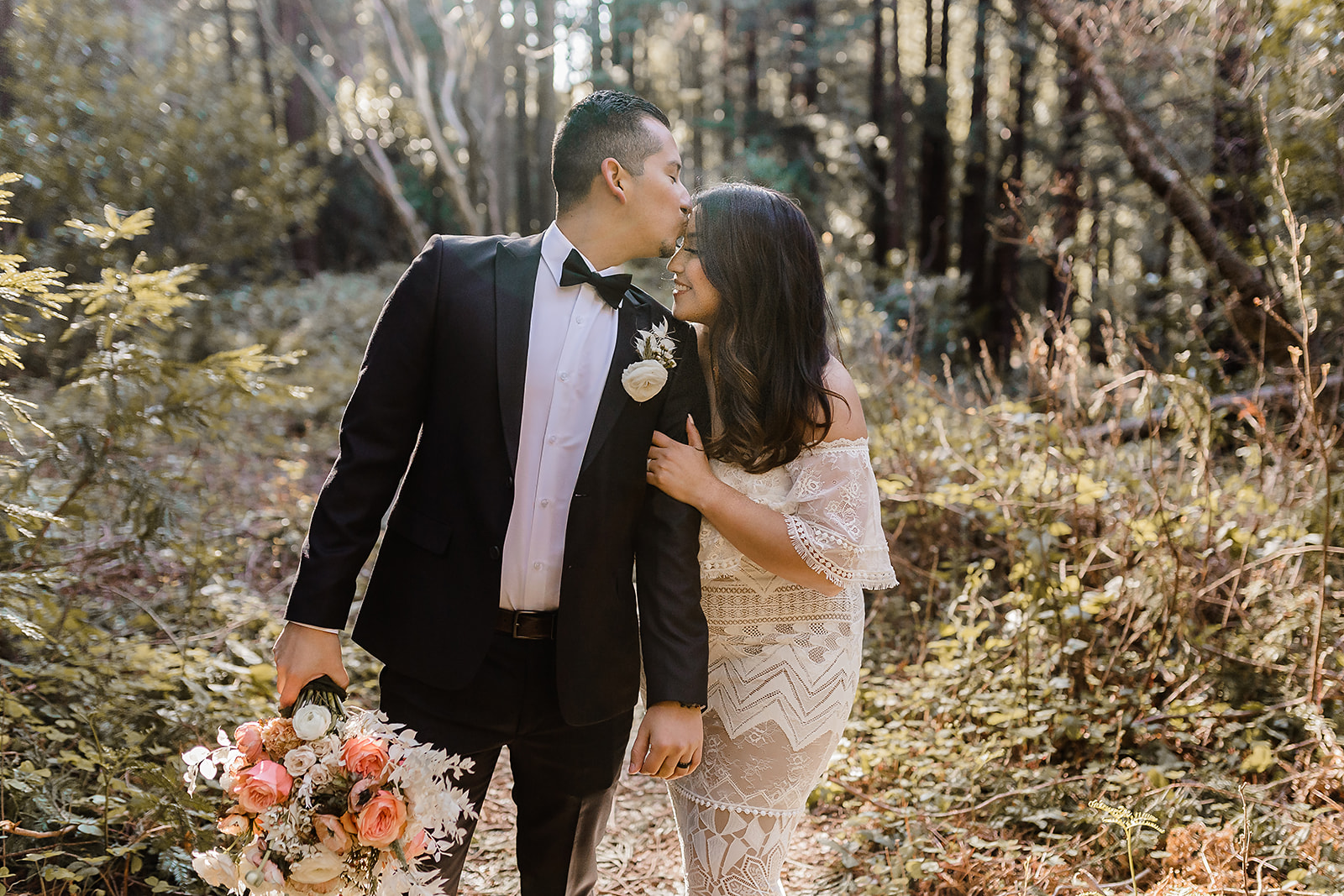 bride and groom golden hour photos at limekiln state park