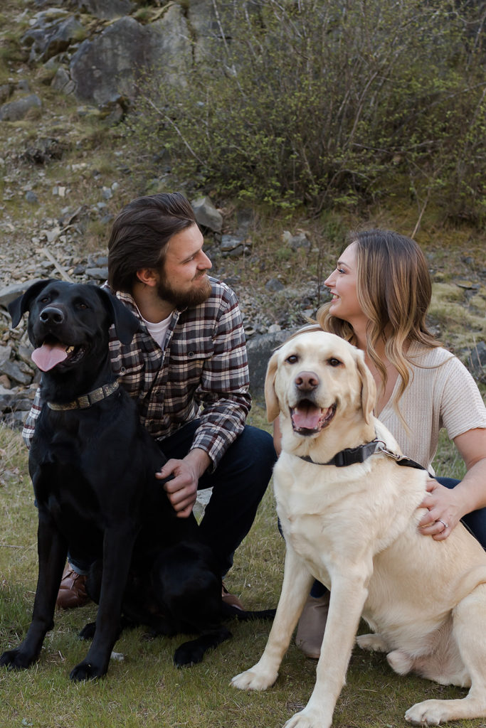 government cove engagement session with dogs